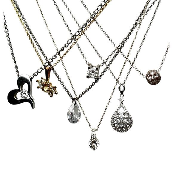 Rhinestone Pendant Necklace Lot 7 Gold And Silver Tone Wearable Delicate Sparkly - Picture 4 of 12